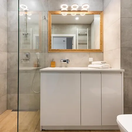 Appartement Jaglana With Parking & *