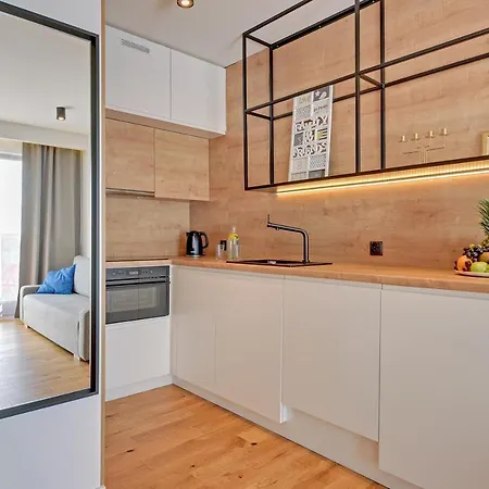 Jaglana With Parking & * Gdańsk