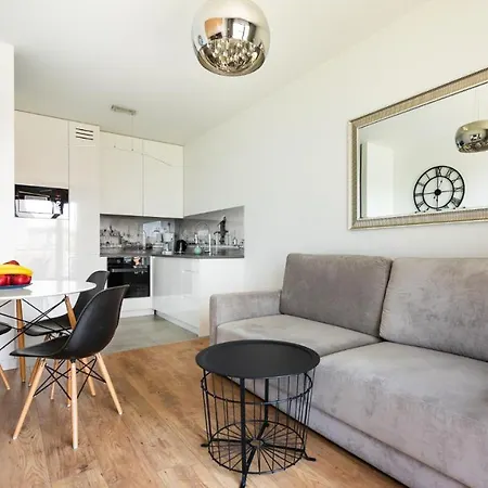 Jaglana With Parking & Gdańsk