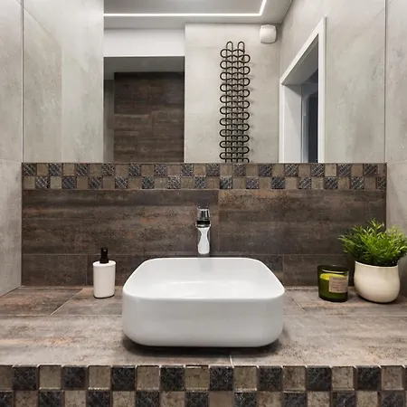 Jaglana With Parking &