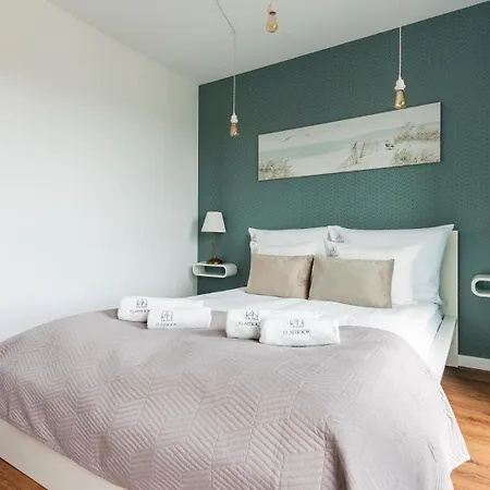 Jaglana With Parking & Apartman Gdańsk