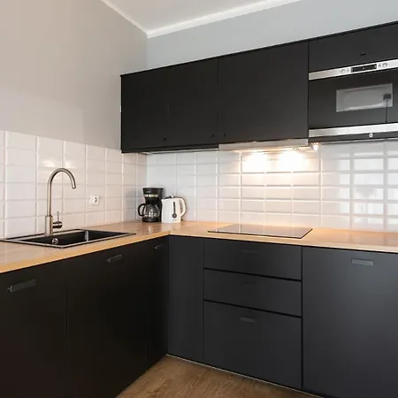 Jaglana With Parking & Apartman Gdańsk