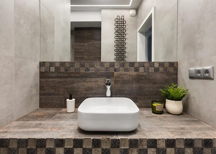 Jaglana With Parking &