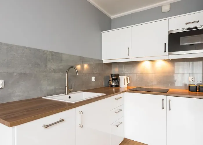 Jaglana With Parking & Lejlighed *