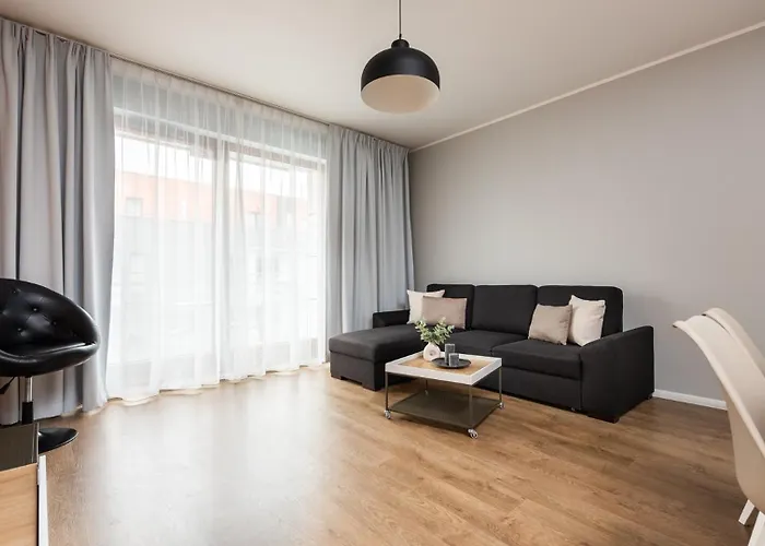 Jaglana With Parking & Lejlighed *