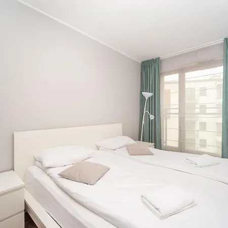 Apartment Jaglana With Parking & Gdansk