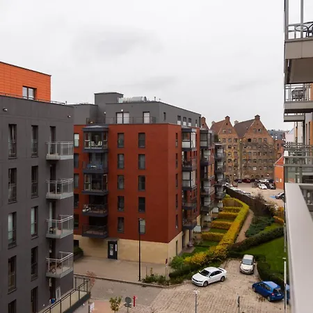 Apartment Jaglana With Parking & Gdansk